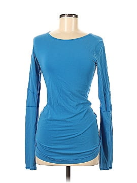 Lululemon Athletica Long Sleeve T-Shirt (view 1)