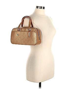 Louis Vuitton Shelton (view 2)