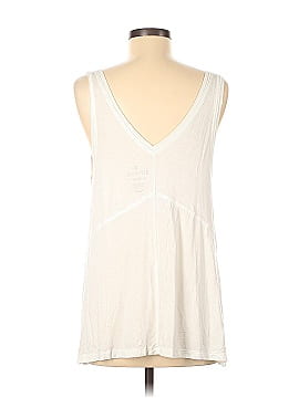 American Eagle Outfitters Sleeveless T-Shirt (view 2)