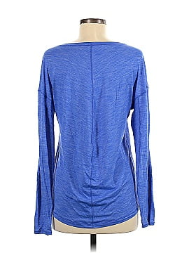 Lululemon Athletica Long Sleeve T-Shirt (view 2)