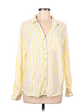 Universal Thread Long Sleeve Button-Down Shirt (view 1)