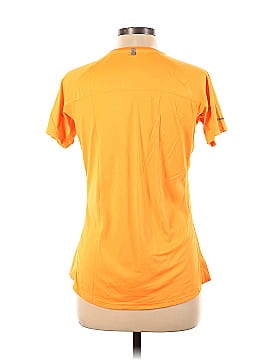 Nike Active T-Shirt (view 2)