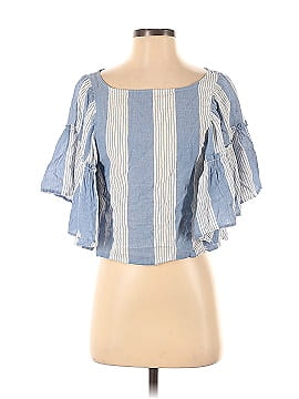 American Eagle Outfitters Short Sleeve Blouse (view 1)