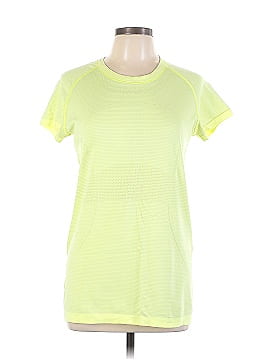 Lululemon Athletica Active T-Shirt (view 1)