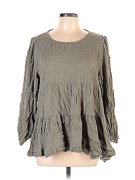 American Eagle Outfitters 3/4 Sleeve Blouse (view 1)