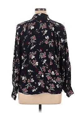 Liz Claiborne Long Sleeve Blouse (view 2)