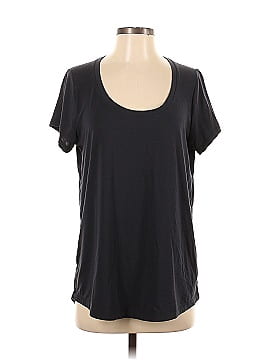 Athleta Short Sleeve T-Shirt (view 1)