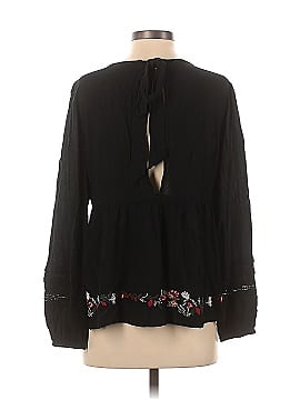 American Eagle Outfitters Long Sleeve Blouse (view 2)