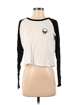 Brandy Melville 3/4 Sleeve T-Shirt (view 1)