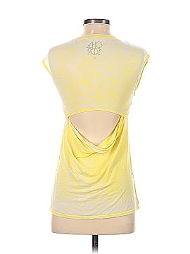 Chaser Sleeveless Top (view 2)