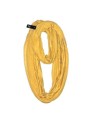 Pretty Persuasions Scarf (view 1)