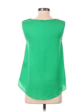 Queen Collection Sleeveless Blouse (view 2)