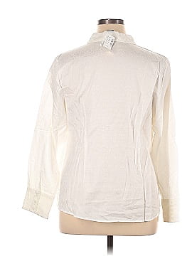 Lane Bryant Long Sleeve Button-Down Shirt (view 2)