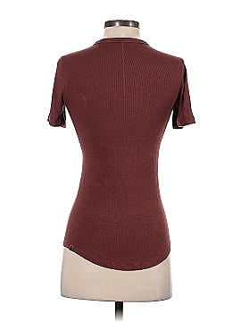 Lululemon Athletica Short Sleeve Turtleneck (view 2)