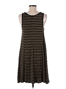 Old Navy Casual Dress (view 2)