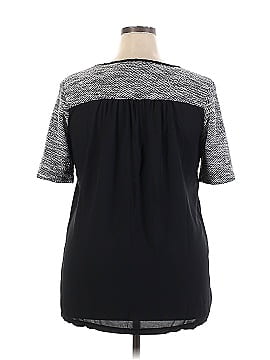 Simply Irresistible Short Sleeve Top (view 2)