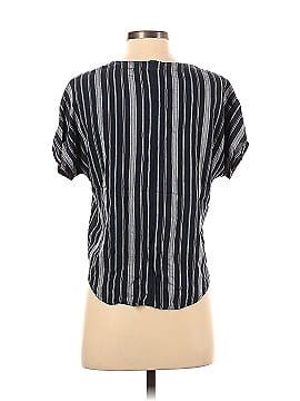 Universal Thread Short Sleeve Blouse (view 2)