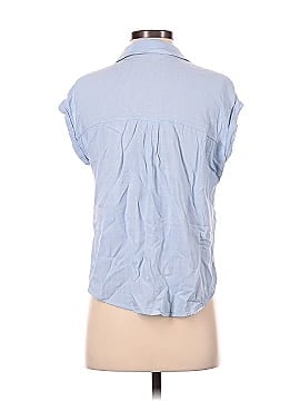 Assorted Brands Sleeveless Button-Down Shirt (view 2)