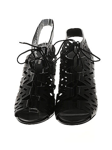 Pour La Victoire Heels (view 2)