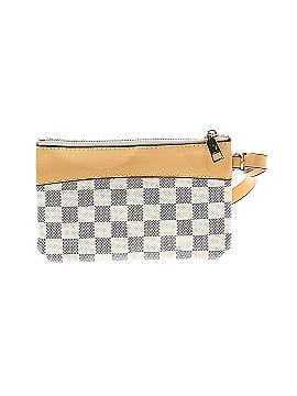 Unbranded Wristlet (view 2)