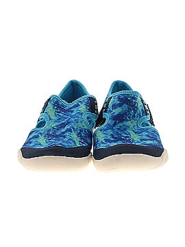 Lands' End Water Shoes (view 2)