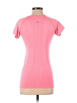 Lululemon Athletica Long Sleeve T-Shirt (view 2)