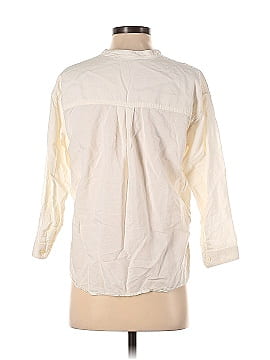 Uniqlo 3/4 Sleeve Button-Down Shirt (view 2)