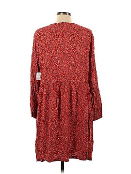 Old Navy Casual Dress (view 2)