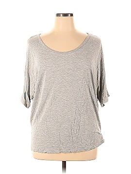 Old Navy 3/4 Sleeve T-Shirt (view 1)