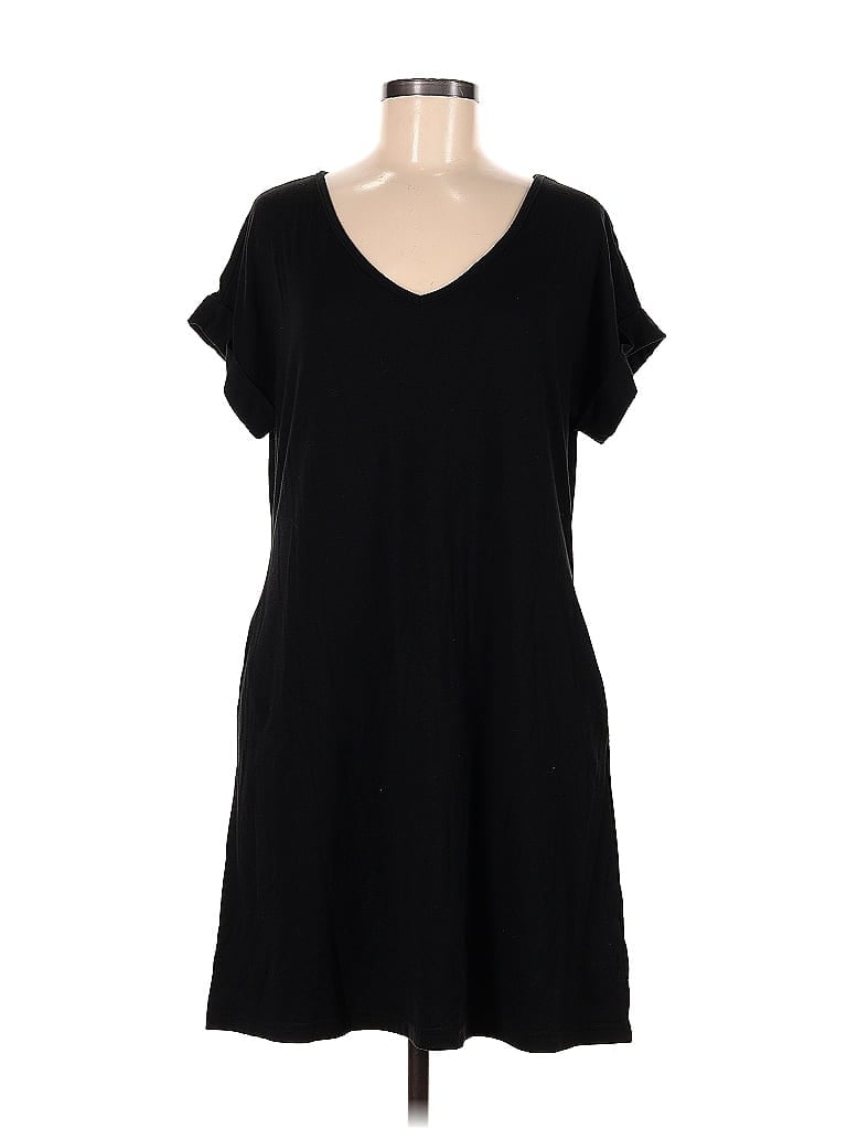Pre-owned Btfbm Casual Dress In Black