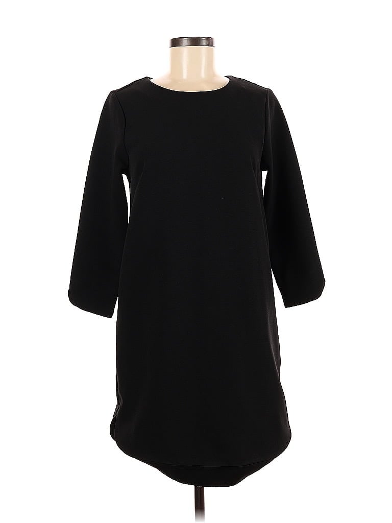 Pre-owned H&m Casual Dress In Black