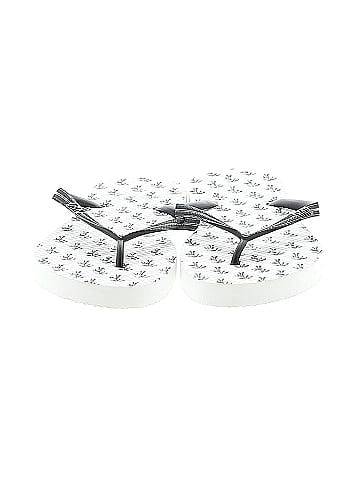 Gap Flip Flops (view 2)