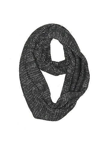 Hollister Scarf (view 1)