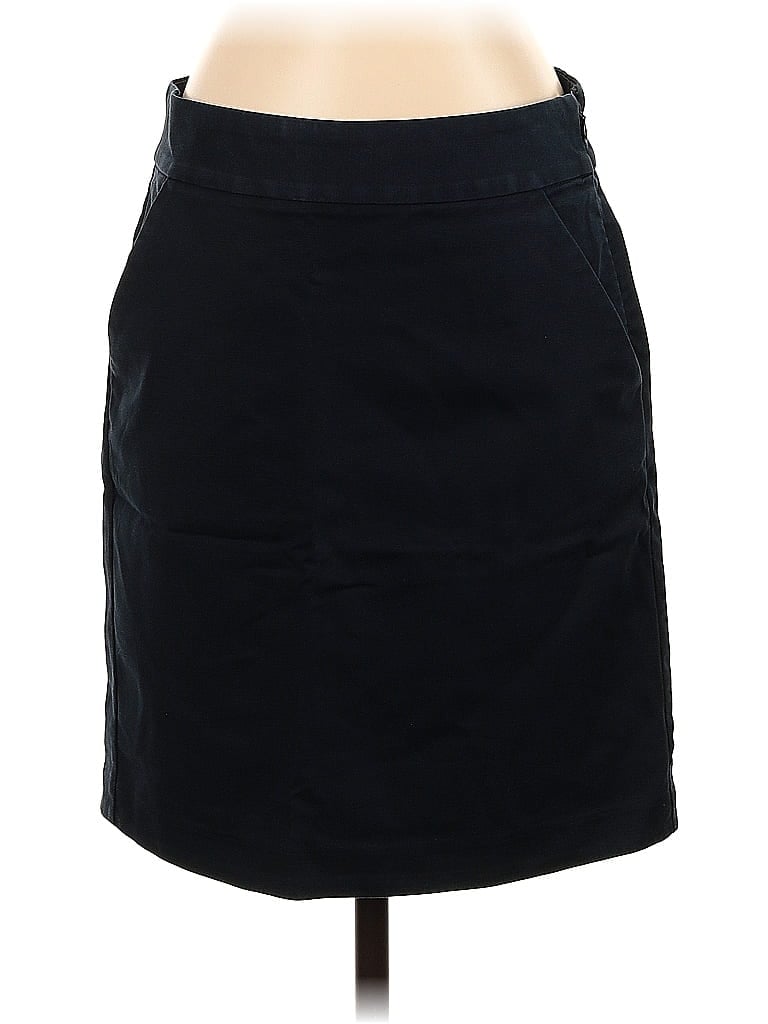 Click to view more detailed imagery on our partner's website Pre-owned Gap Casual Skirt In Black