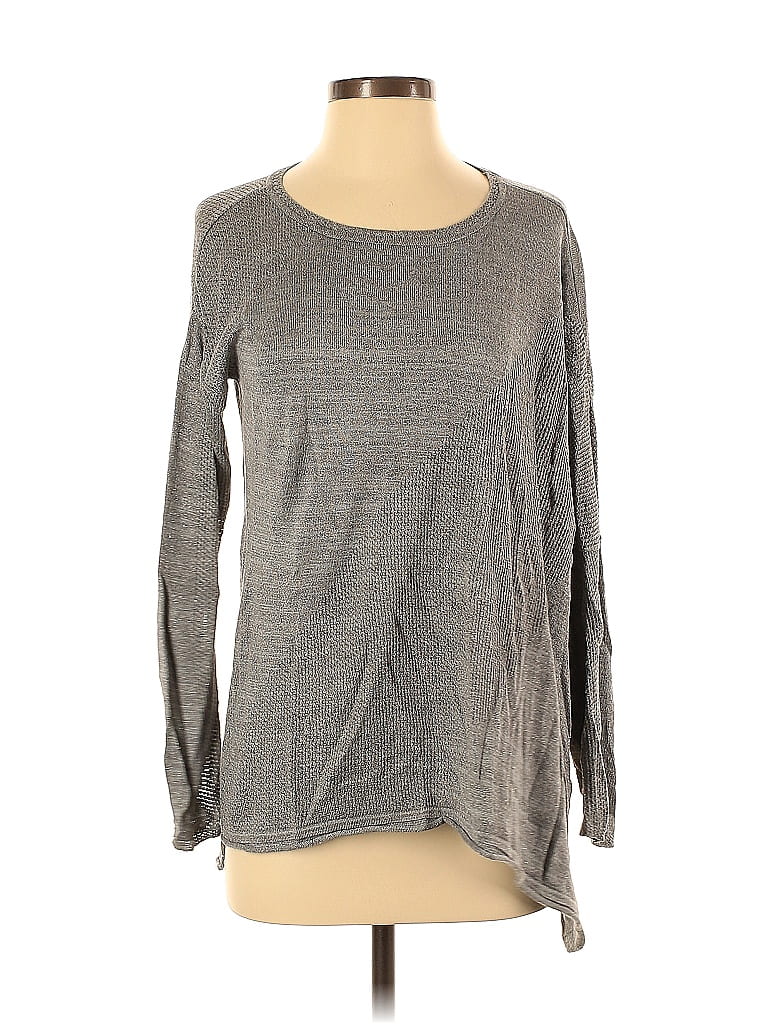 Click to view more detailed imagery on our partner's website Pre-owned Fdj Pullover Sweater In Gray