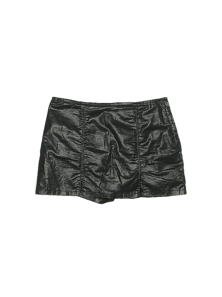 Click to view more detailed imagery on our partner's website Pre-owned Assorted Brands Skort In Black