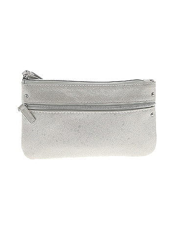 Unbranded Wristlet (view 1)