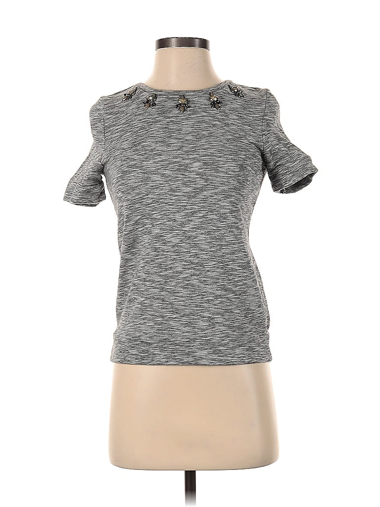 Click to view more detailed imagery on our partner's website Pre-owned Ann Taylor Loft Short Sleeve Top Gray Keyhole Neckline Tops