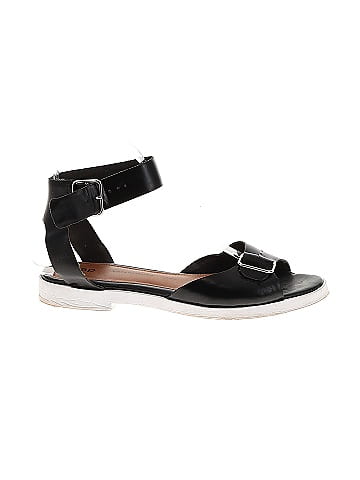 Gap Sandals (view 1)