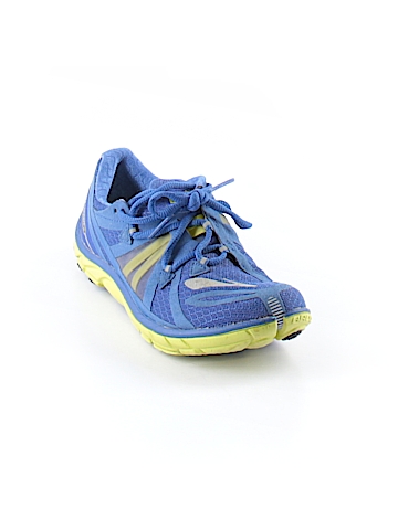 Brooks Sneakers - front