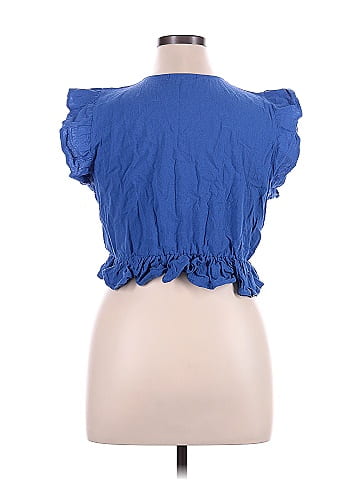 Fancyinn Sleeveless Blouse (view 2)