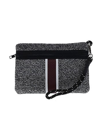 Unbranded Wristlet (view 1)