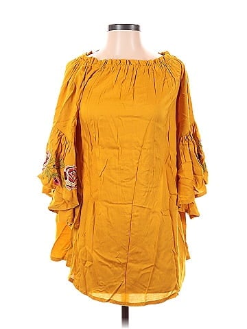 Feathers 3/4 Sleeve Blouse (view 1)