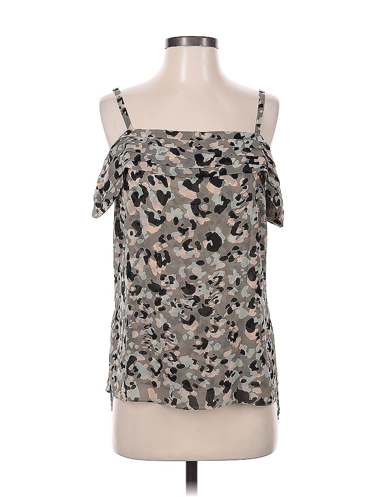 Click to view more detailed imagery on our partner's website Pre-owned Cabi Sleeveless Top Silver Strapless Neckline Tops