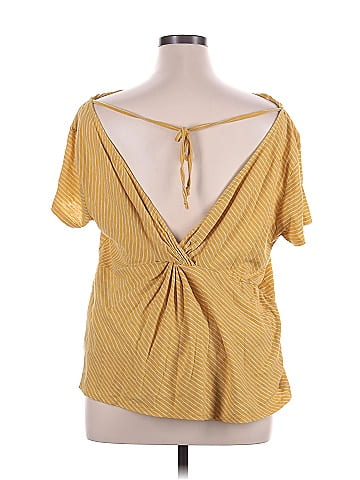 Thyme and Honey Short Sleeve Top (view 2)