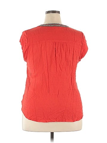 DR2 Sleeveless Blouse (view 2)