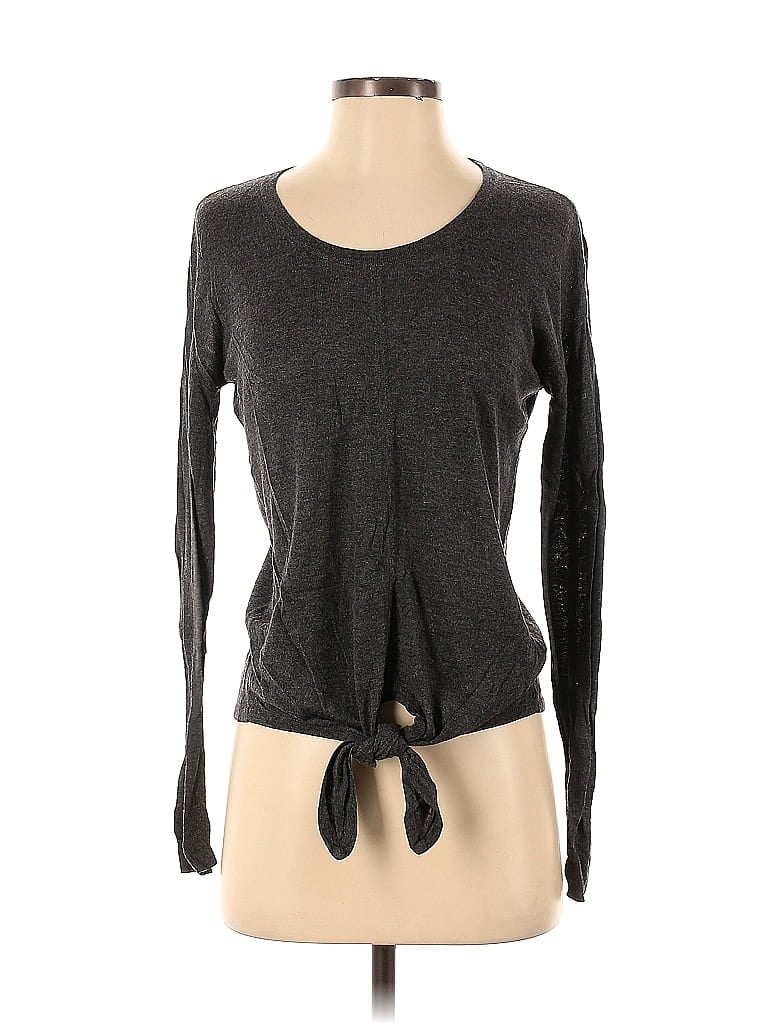Click to view more detailed imagery on our partner's website Pre-owned Madewell Pullover Sweater In Gray