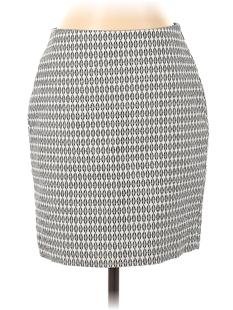 Click to view more detailed imagery on our partner's website Pre-owned Ann Taylor Casual Skirt In Black