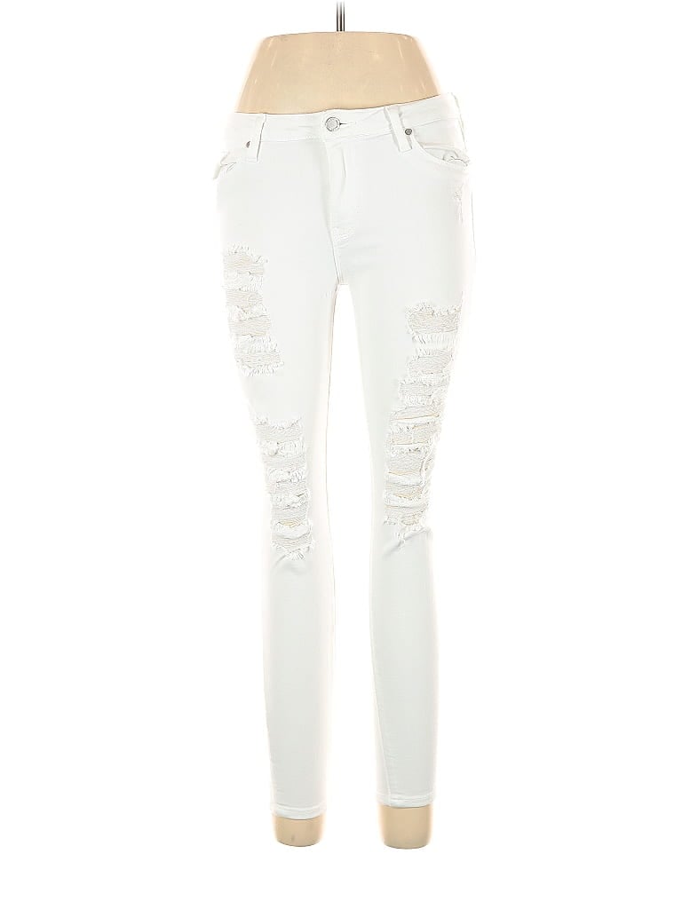Click to view more detailed imagery on our partner's website Pre-owned Just Black Jeans In White