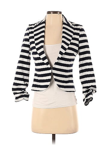 Amanda + Chelsea Blazer (view 1)